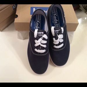 Kids Keds Navy Sneakers Sz. 1 Sold
